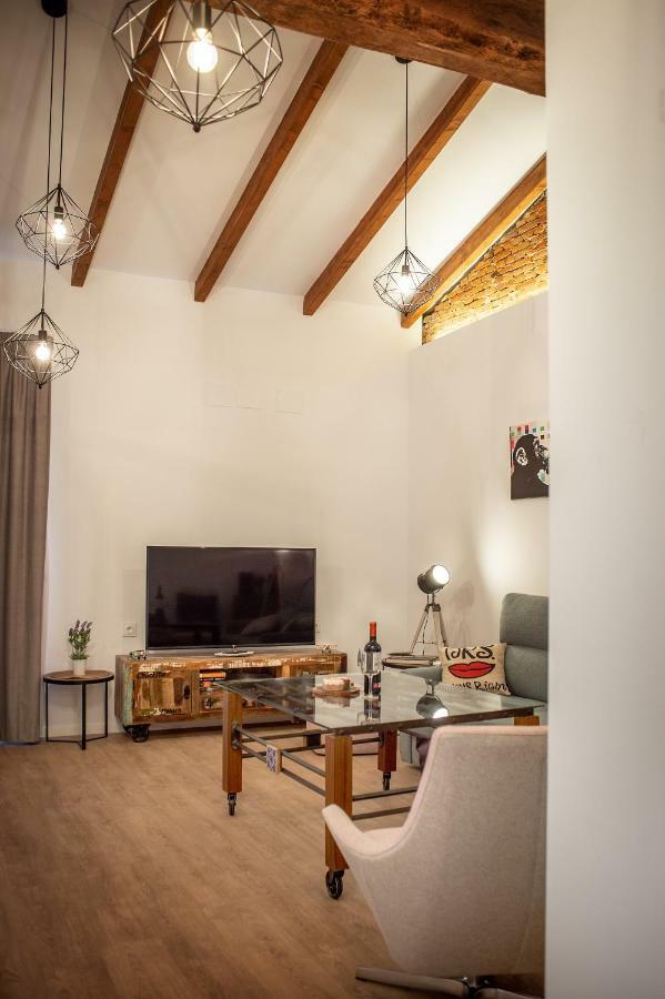 Apartamentos Turisticos Moret 11 - 2A Cáceres Exterior photo